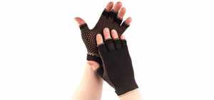 Copper D 1 Pair Black Copper Rayon from Bamboo Copper Compression Gloves for Relief from Injuries, Arthritis, and More or Comfort Support for Every Day Uses, Small Medium